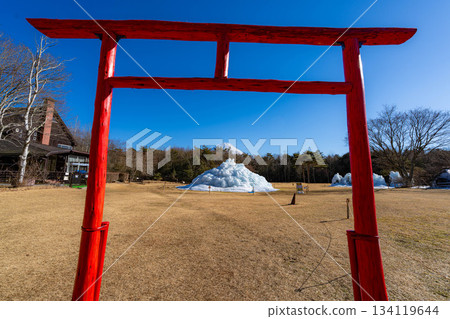 [富士山素材] 西湖冰節的霧凇與風景 [山梨縣] 134119644