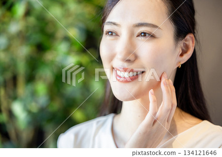 美麗的牙齒女人 134121646