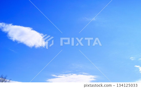 藍色的天空和雲圖像 藍色的天空和雲圖像 134125033