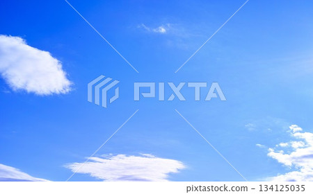 藍色的天空和雲圖像 藍色的天空和雲圖像 134125035