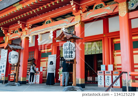 靜岡縣濱松市五社神社和諏訪神社,神社,鳥居,接近,參拜,七五三,神社參拜,新年第一次參拜,力量 靜岡縣濱松市五社神社和諏訪神社,神社,鳥居,接近,參拜,七五三,神社參拜,新年第一次參拜,力量 134125229