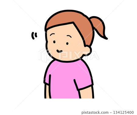 點頭的棕髮女孩 134125400