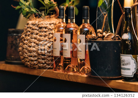 餐廳吧台的圖片 134126352