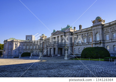 東京賓館(赤坂禦苑賓館)正面圖,日本唯一一座新巴洛克風格的宮殿建築 東京賓館(赤坂禦苑賓館)正面圖,日本唯一一座新巴洛克風格的宮殿建築 134128364