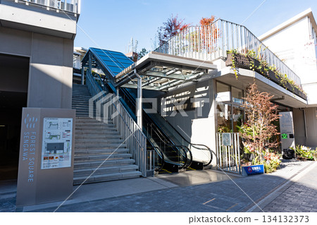 Forest Square Sengawa: Escalator from the first floor to the second floor, Sengawacho, Chofu City, Tokyo Forest Square Sengawa: Escalator from the first floor to the second floor, Sengawacho, Chofu City, Tokyo 134132373