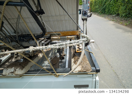rice transplanter, track, truck 134134298