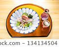 Sashimi platter 134134504
