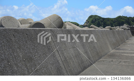 Fishing port 134136866