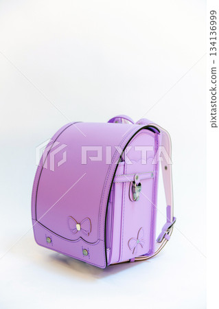 Shiny school bag 134136999