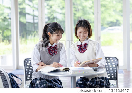 High school students studying with friends 134138657