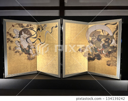 京都,藤神雷神折疊屏風 京都,藤神雷神折疊屏風 134139242