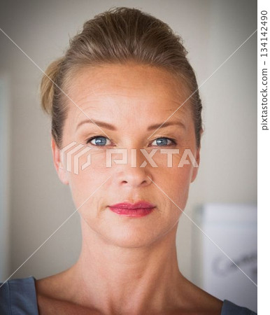 Serious casual businesswoman Serious casual businesswoman 134142490