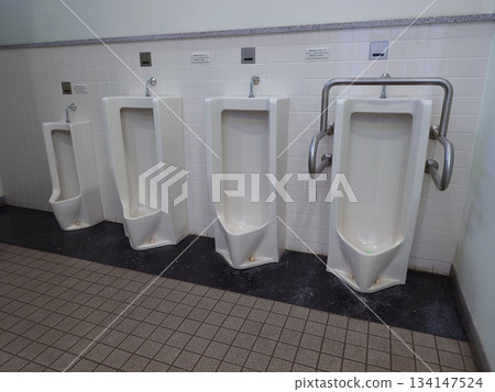 Men's restroom 134147524