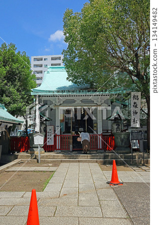 Sugimori Shrine (center) Sugimori Shrine (center) 134149482