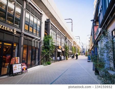 下北澤井之頭線地下通道商業空間 Mikan Shimokita 134150932