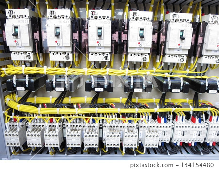 A control panel for circuits that operate machines using electronic circuits A control panel for circuits that operate machines using electronic circuits 134154480