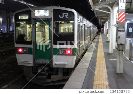 Ou Main Line 719 series train parked at Fukushima Station at night (Fukushima ⇔ Yonezawa - Yamagata) Ou Main Line 719 series train parked at Fukushima Station at night (Fukushima ⇔ Yonezawa - Yamagata) 134158733