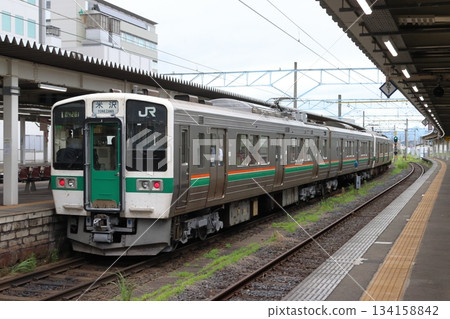 山形線/王本線 719 系列列車從山形站出發（米澤 ⇔ 山形） 134158842