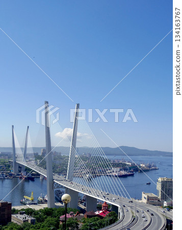 符拉迪沃斯托克的金橋 134163767