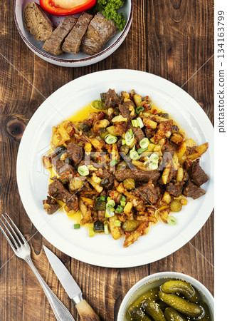 Azu is a dish of Tatar cuisine. 134163799
