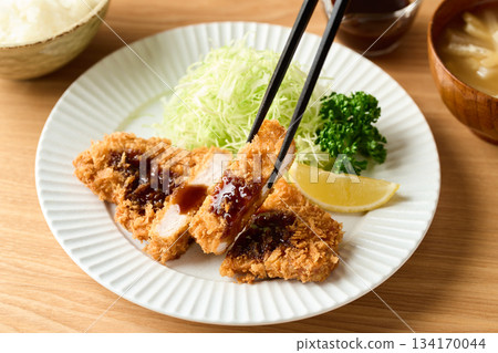 炸豬排 炸豬排 134170044