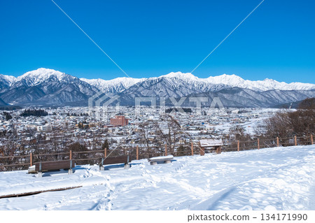 從大町公園眺望北阿爾卑斯山（冬季） 134171990