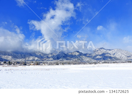 第一場雪晨 134172625