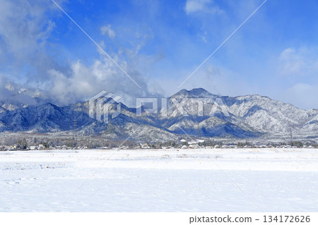 第一場雪晨 134172626