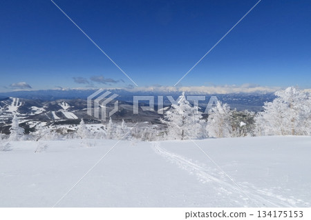 Spectacular views on the Mt. Nekodake backcountry tour 134175153