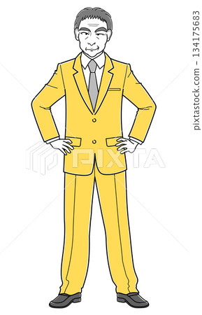 一位身穿西裝的中年男子雙手叉腰，微笑著站著（簡單） 134175683