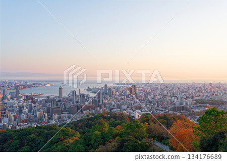 Evening view of Kobe from Anchor Mountain 134176689