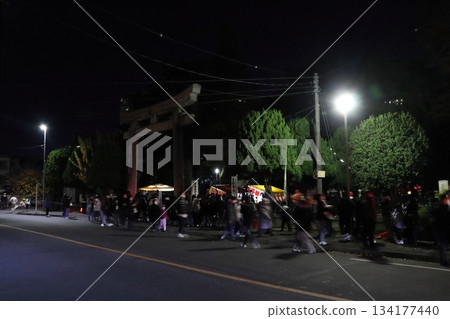 夜間的川口神社岡龜市場(埼玉縣川口市) 夜間的川口神社岡龜市場(埼玉縣川口市) 134177440
