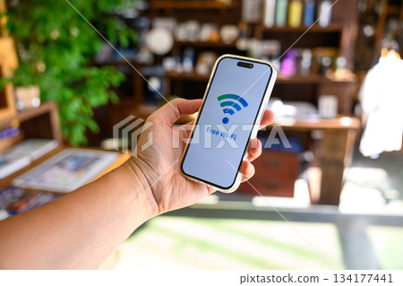 Free Wi-Fi on your smartphone Free Wi-Fi on your smartphone 134177441