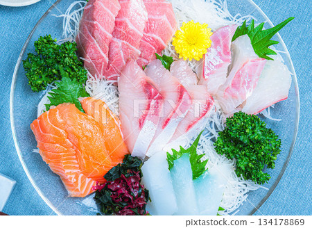 日式刺身拼盤 134178869