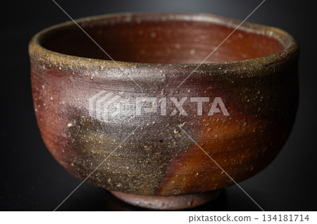 Bizen Kiln-change Tea Bowl 2 | Matcha bowl by Fujiwara Ken, a master craftsman designated as a Prefectural Important Intangible Cultural Property 134181714