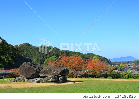 秋天的石舞台古墳 秋天的石舞台古墳 134182829