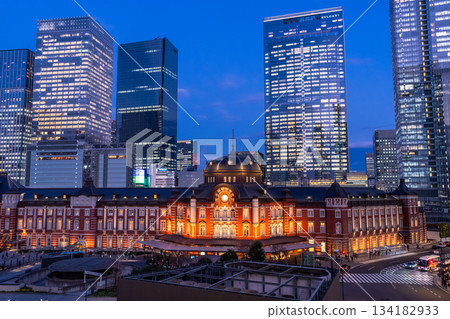 東京車站夜景 134182933