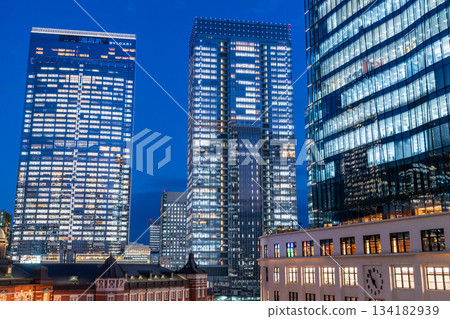 東京車站夜景 134182939