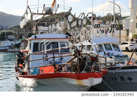 Fishing vessel 134183340