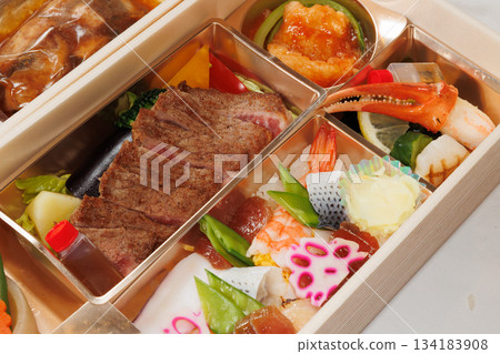 Images of bento and osechi side dishes 134183908