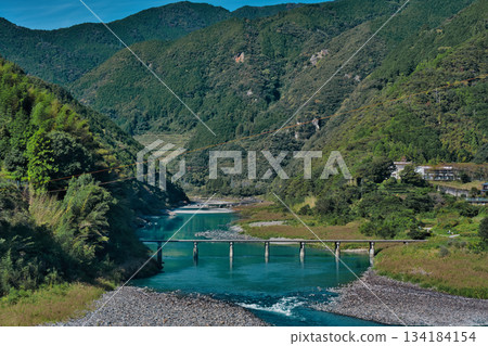 Asao沉積橋 134184154