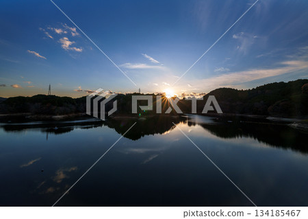 Early winter at Nara Nunome Dam from sunset to blue hour Sunset② Early winter at Nara Nunome Dam from sunset to blue hour Sunset② 134185467