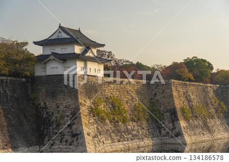 Osaka Castle, Sixth Tower, South Outer Moat, Autumn Foliage Season Osaka Castle, Sixth Tower, South Outer Moat, Autumn Foliage Season 134186578
