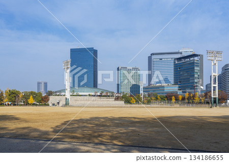 大阪城公園,太陽廣場,秋葉季 大阪城公園,太陽廣場,秋葉季 134186655