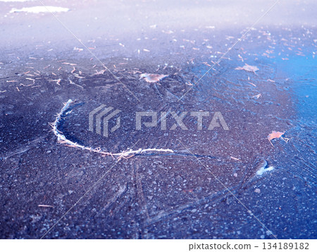 Icy roads in the early morning Icy roads in the early morning 134189182