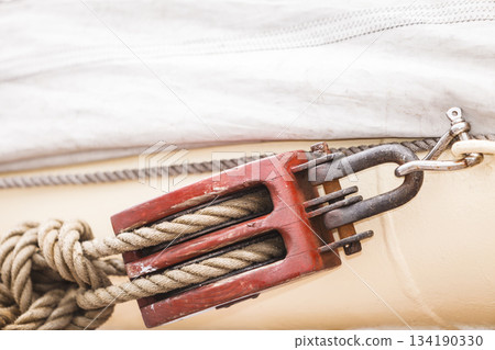 Harbor marina block bolt with rope 134190330