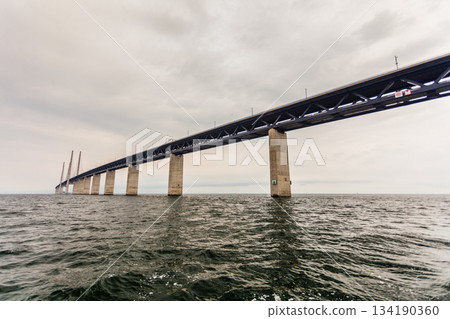 the oresund bridge between denmark and sweden the oresund bridge between denmark and sweden 134190360