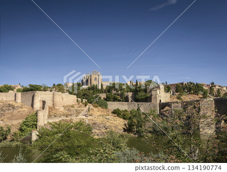 san martin bridge on tagus river in old town toledo spain san martin bridge on tagus river in old town toledo spain 134190774