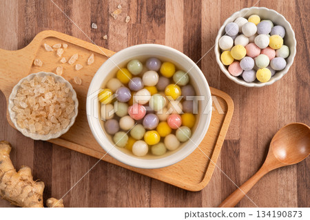 湯圓 冬至 多彩 五彩 五行 Colorful tangyuan タンユエン もち団子 湯圓 冬至 多彩 五彩 五行 Colorful tangyuan タンユエン もち団子 134190873