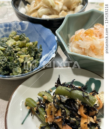 鄉村菜餚 134193218